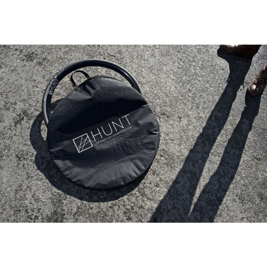 HUNT-Race-Season-Double-wheel-bag-velohunt-3