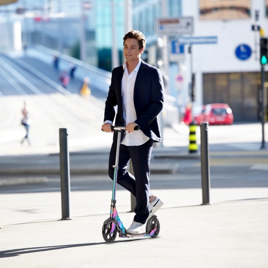 large-Micro-Classic-Neochrome-1