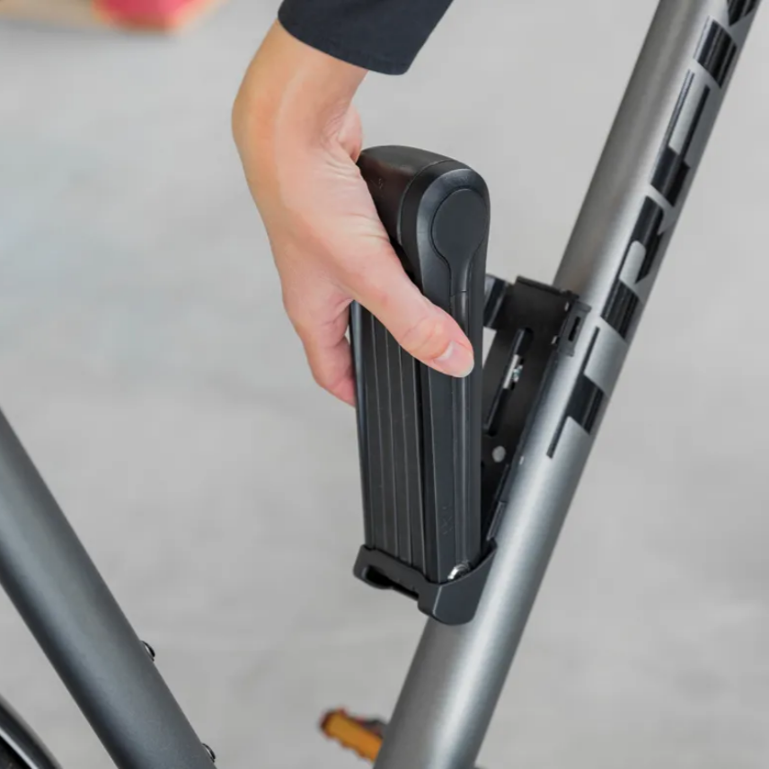 axa-fold-in-out-bracket-lock-velohunt