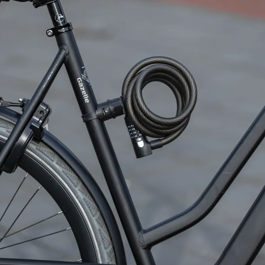 axa-resolute-code-lock-lifestyle-velohunt