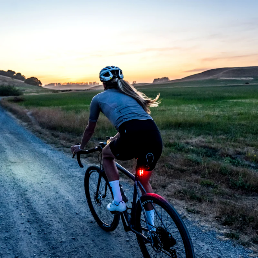 1-LED-43R-V104-RADAR-DRIVE-REAR-black-velohunt-6